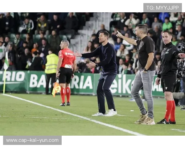 皇马内讧传闻被证实？阿隆索用铁腕压更衣室！