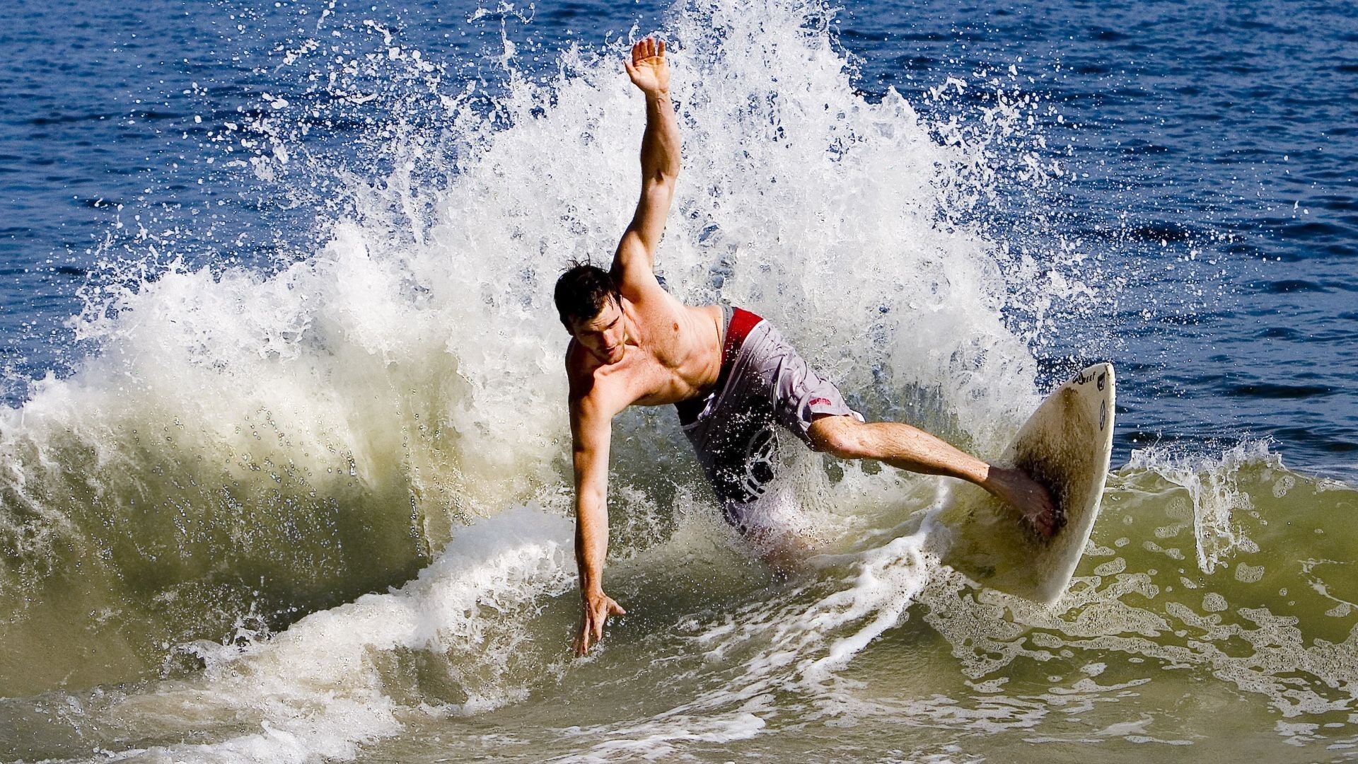 体育场馆设施智能维护，体育场馆设施维护与管理